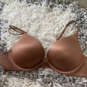 Victoria’s Secret bra